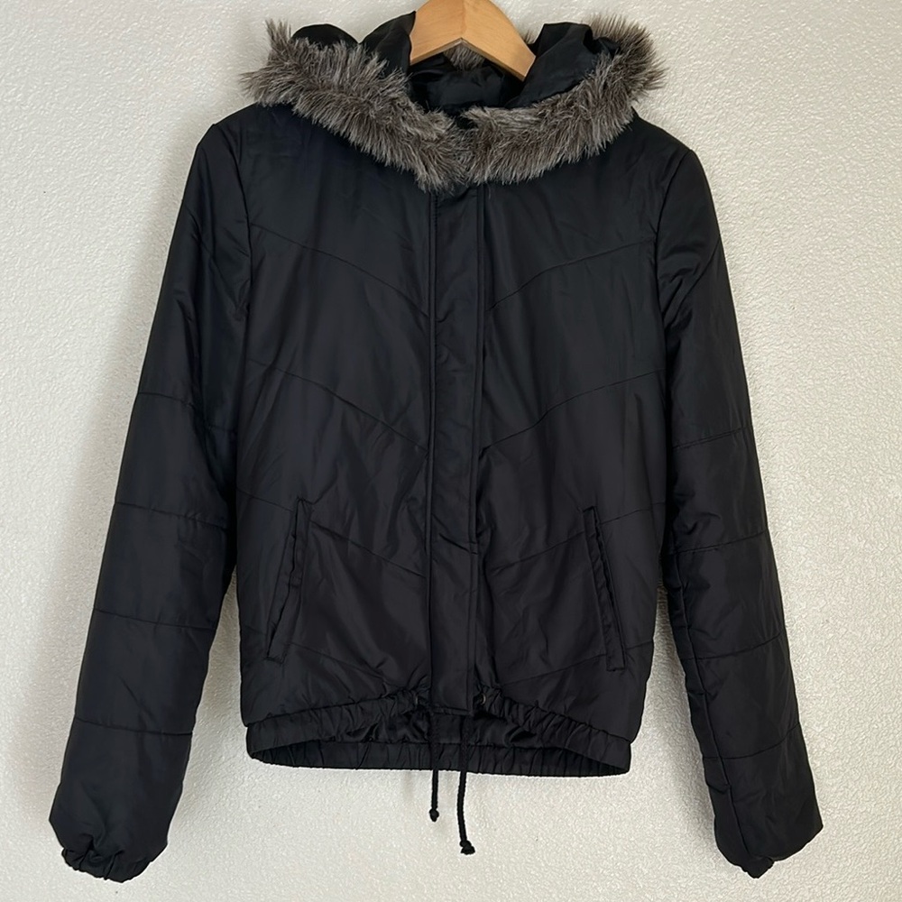 Jack by BB Dakota Black Puffer Jacket with Faux Fur Hood Size Small